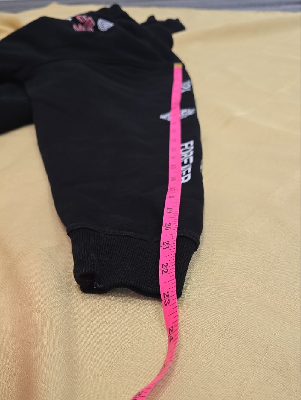 Darc Sport Black 'Wolves' Graphic Crewneck Sweatshirt - M - Picture 11 of 11